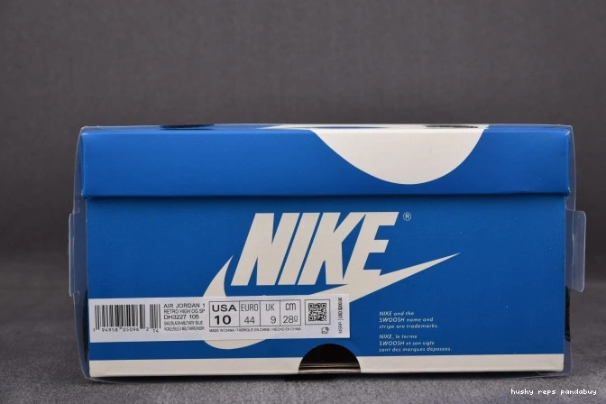 Rep Husky 1 and Travis White Blue Jordan Scott DH3227-105 Air 0822